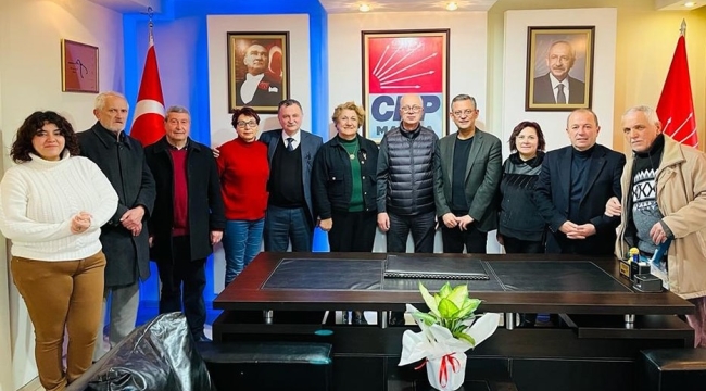 Özgür Özel Ankara'dan taze haberlerle döndü