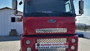 Akhisarlı avukatlar'dan 30 çadır,6 tuvalet yardımı