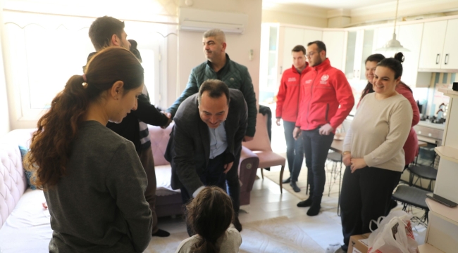 Başkan Dutlulu depremzeleri yalnız bırakmadı