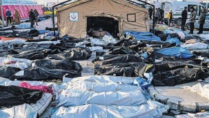 Cenazeler toprağa veriliyor