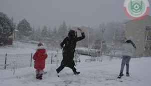 Demirci'de kartpostallık kar manzaraları