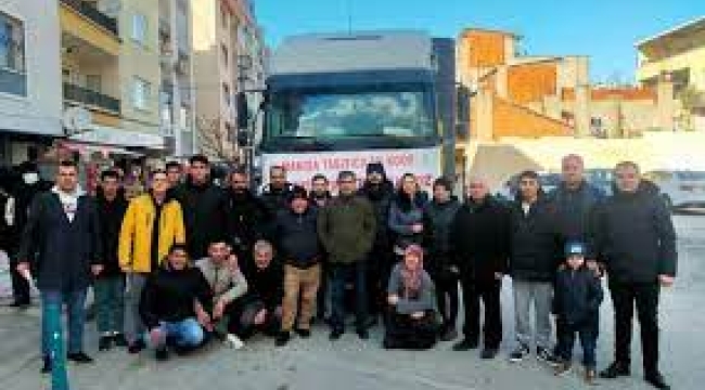 Gelecek partisi tırıda yola çıktı