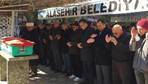 Hatay'da depremde yaşamını yitiren öğretmen toprağa verildi