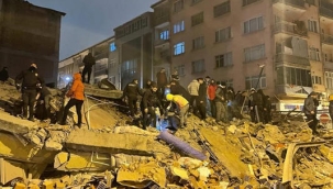 Kahramanmaraş'ta 7.4 büyüklüğnde deprem 10 ili vurdu