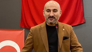 Manisa barosu üyeleri depremzedeler için 10 kamyon yardım topladı