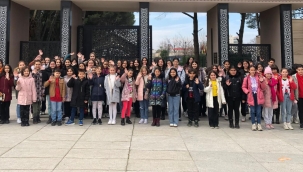 Öğrencilere karne hediyesi dioramik mesir müzesi ve masal park gezisi