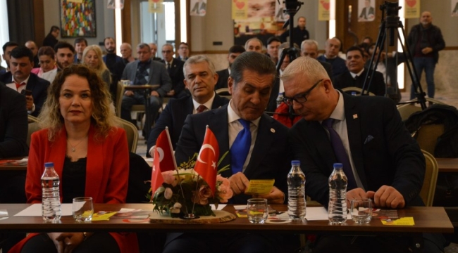 Sarıgül Manisa'da