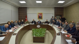 Vali Karadeniz başkanlığında yardım toplantısı