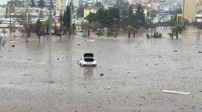 Adıyaman ve Şanlıurfa'yı depremden sonra sel vurdu: 1 ölü 9 kayıp