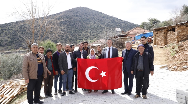 Alaşehir'de 50 yıldır çözülemeyen Delemenler'in yol sorunu bitti