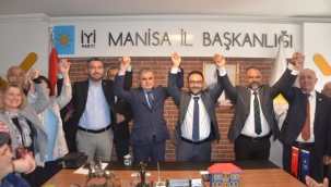 Av.Prof Dr Koç aday adaylığını açıkladı