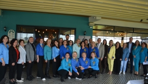 Başarılı iş kadınları ödüllendirildi