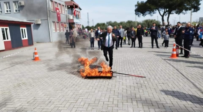 Başkan Bilgin, dilek tuttu ateşten atladı
