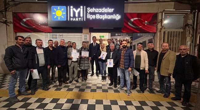 Başkan Çelik mahalle başkanlarıyla seçim toplantısı