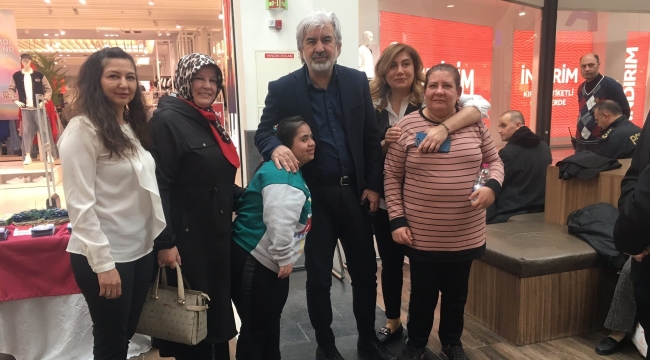 Başkan hızlı sergi açılışına katıldı