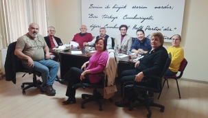 CHP'liler seçimle yatıyor seçimle kalkıyor