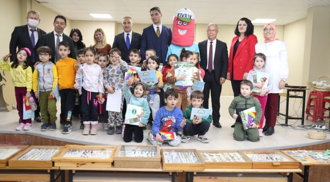 Çoçuklarda "böcekleri seviyorum doğayı koruyorum"sevgisi