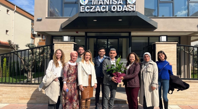 Eczacılar oda da buluştu