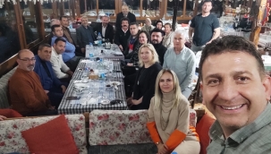 Gelecek partisi Manisa il yönetimi iftarda buluştu