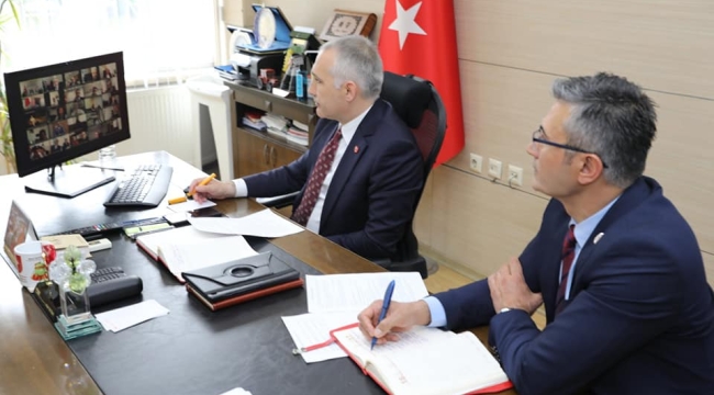 Müdür Öztürk sat-2 tipi şap hastalığı çevrim içi toplantıya katıldı