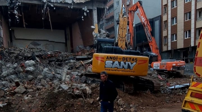 Satılan Köşk sineması yıkılıyor