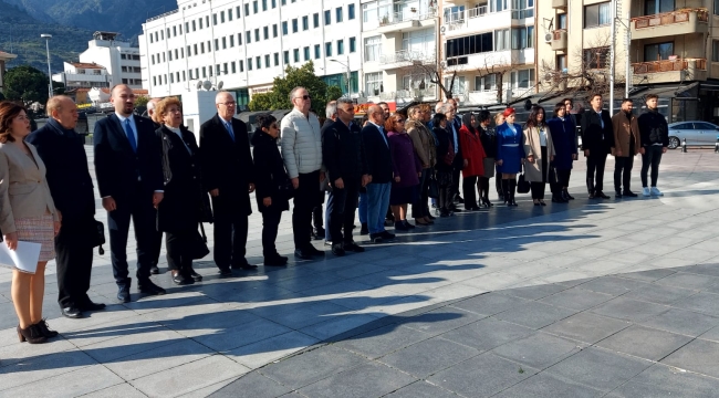 Tepkinin gölgesinde tıp bayramı