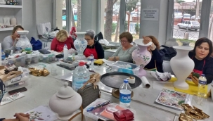 Uğur Mumcu kültür ve sanat merkezi kursiyerlerin akınına uğradı