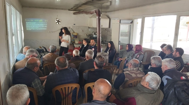 Zeytin güvesi çiftçi eğitimi