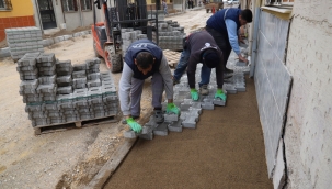 Başkan Akın çalışıyor Turgutlu gelişiyor