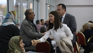 Başkan Dutlulu ve eşi şehit ve gazi yakınlarıyla tektek ilğilendi