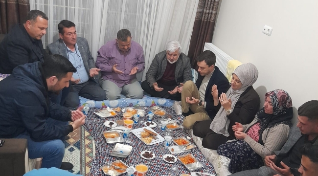 Başkan Hızlı Saruhanlı 'da depremzedelerle iftar açtı
