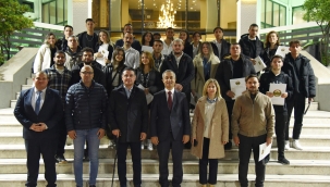 Deprem gönüllülerine hem iftar hem teşekkür belgesi