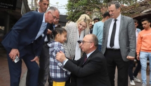 Esnaf ziyaretine başkan Akın'da katıldı