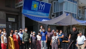 İyi partinin ilçe binasının bulunduğu sokakta silahlar patladı