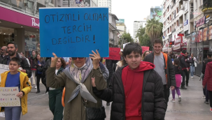 İzmir'de otizm farkındalık yürüyüşü