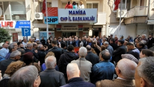 Mitinğ gibi basın toplantısı