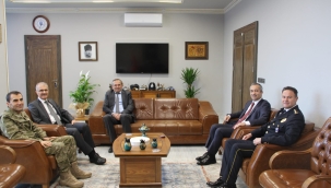 Müdür Gezer'e kutlama ziyareti