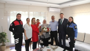 Müdür ve eşi şehit yakınlarını ziyaret etti