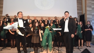 Muhteşem konserde Alaşehir'liler müziğe doydu