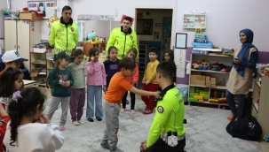 Öğrencileden kutlama ziyareti