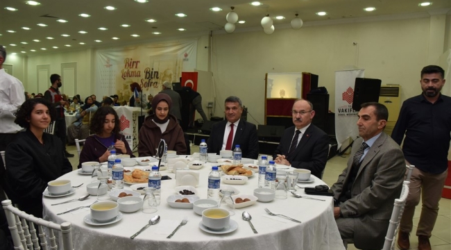 Vali Karadeniz"bir lokma bin sofra" iftarına katıldı