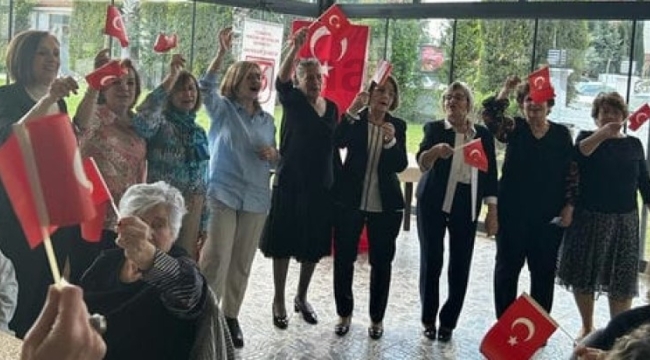 Yardımseverler ödüllendirildi