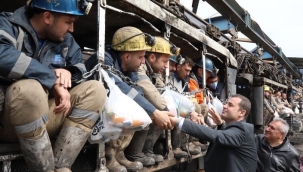 Akın Soma'da madencilerle buluştu