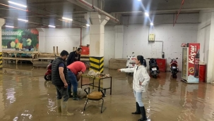 Belediye esnafların yardımın koştu