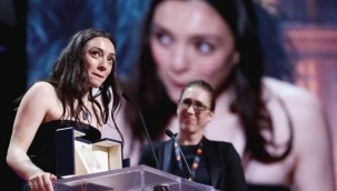 Cannes film festivali'nde en iyi kadın oyuncu ödülü Merve Dizdar'ın