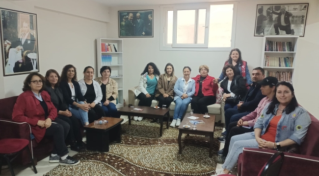 CHP il kadın kolları Gölmarmara'da