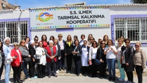 CHP kadın kolları genel başkanı Nazlıak Manisa'da 