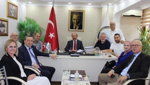 CHP'liler MESO başkanı Akyüz'ü ziyaret etti