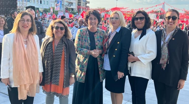 CHP mitinğinde buluştular