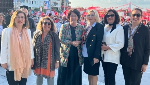 CHP mitinğinde buluştular